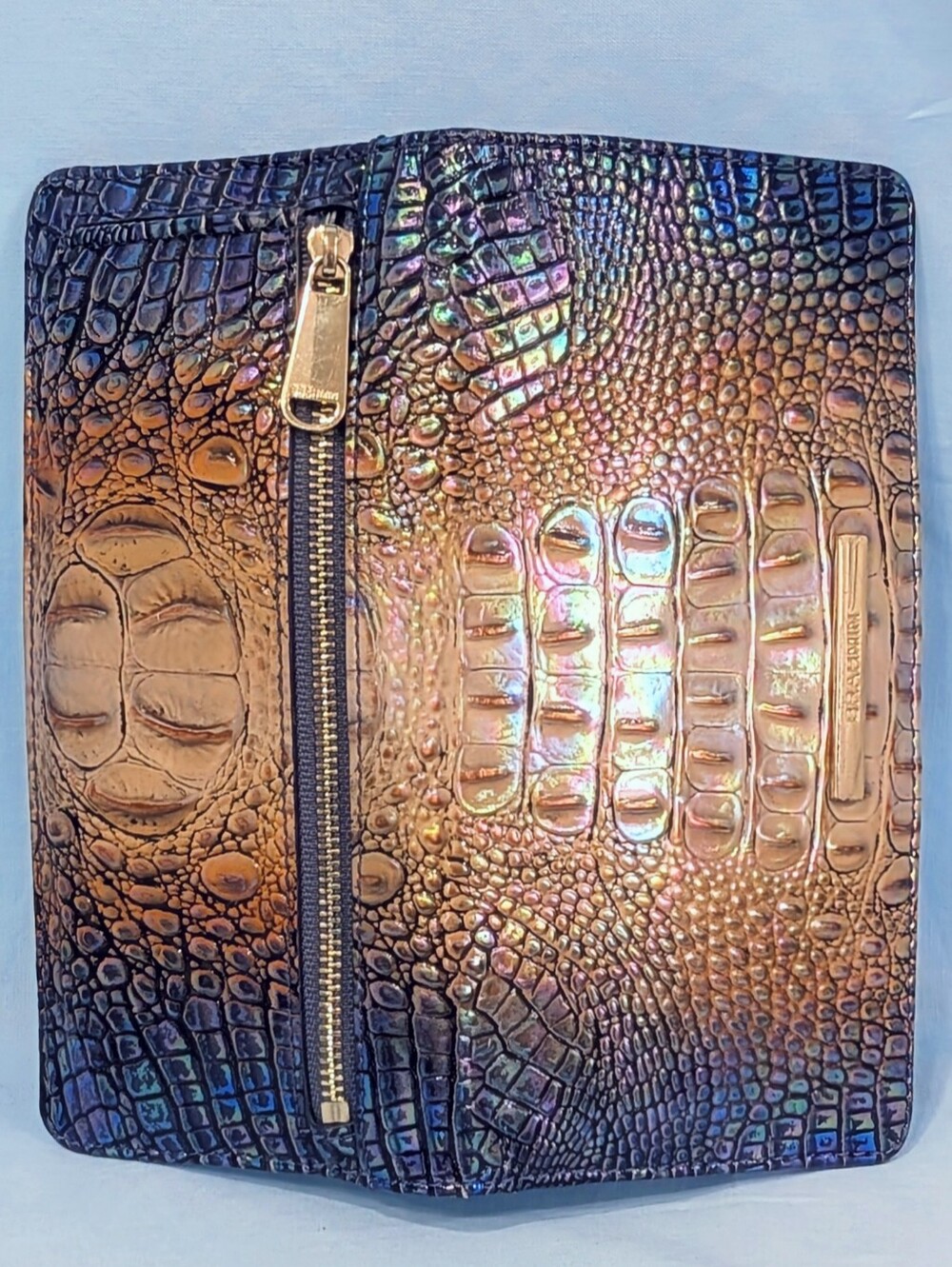 🔷 EUC Brahmin Ady Wallet in Bluestone Mini Melbourne - Picture 3 of 6